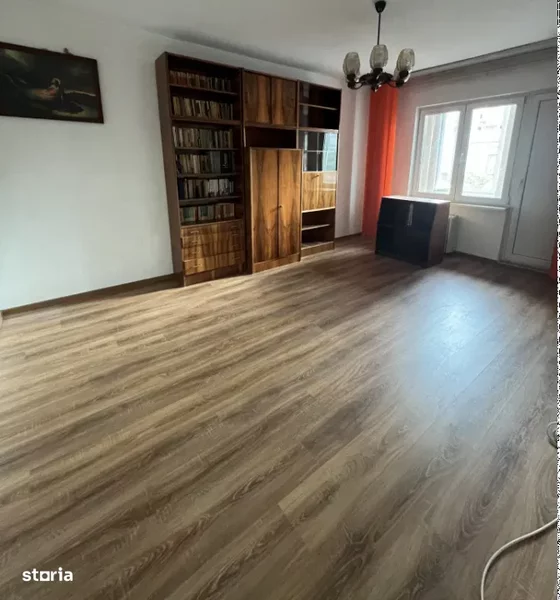 Vitan, Prosper, str. Muresana, bl. 1981,