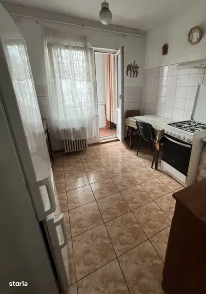 Vitan, Prosper, str. Muresana, bl. 1981,